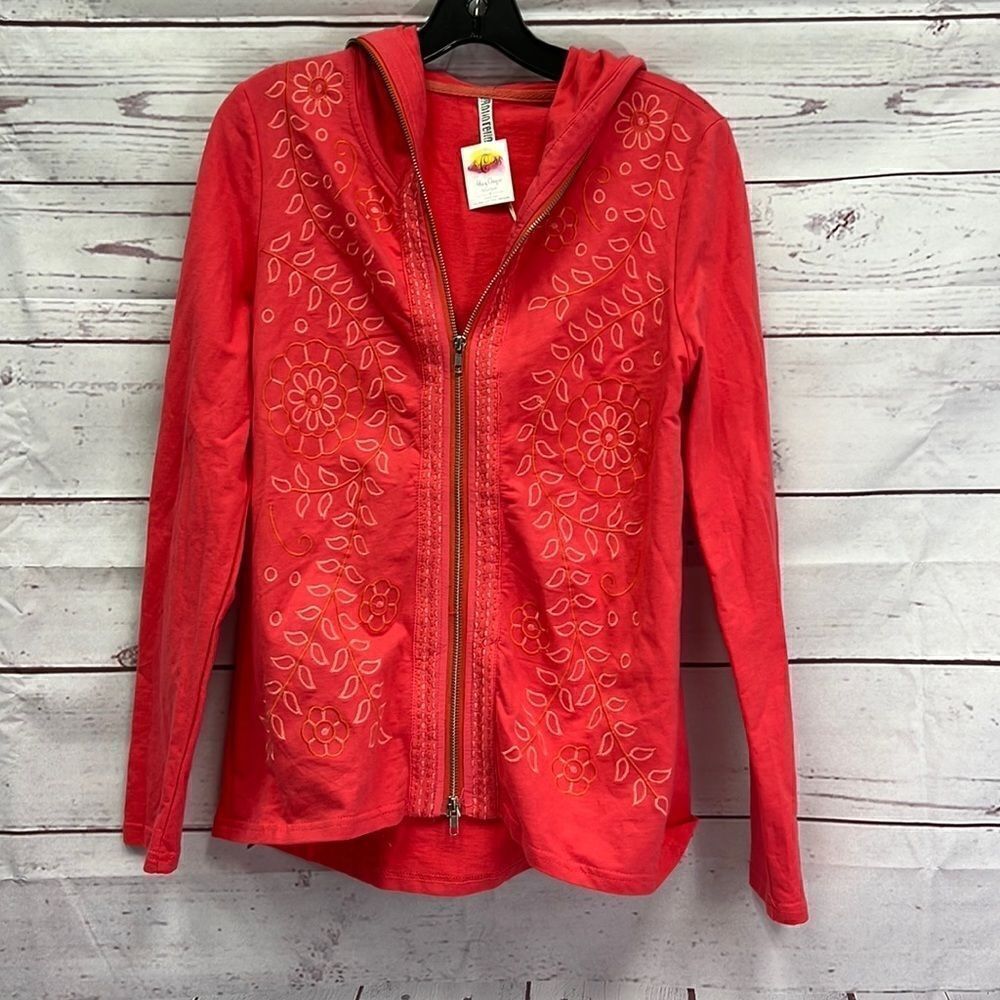 Monoreno Size M Coral Embroidered Hoodie Top